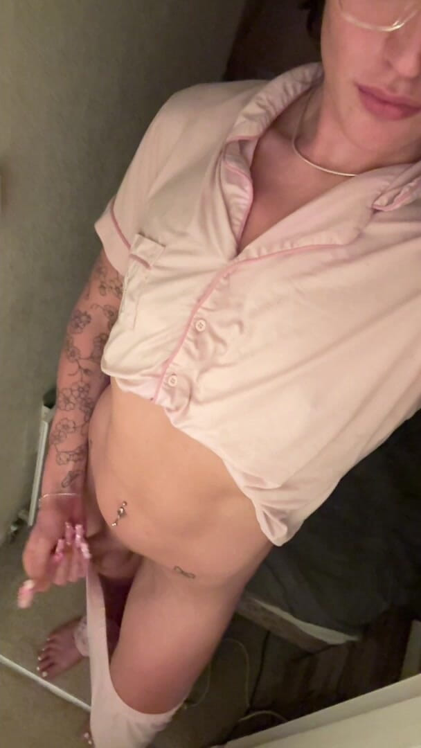 Dreamboy_506: Předvádím sexy femboy tělo čeká na tvrdého ptáka