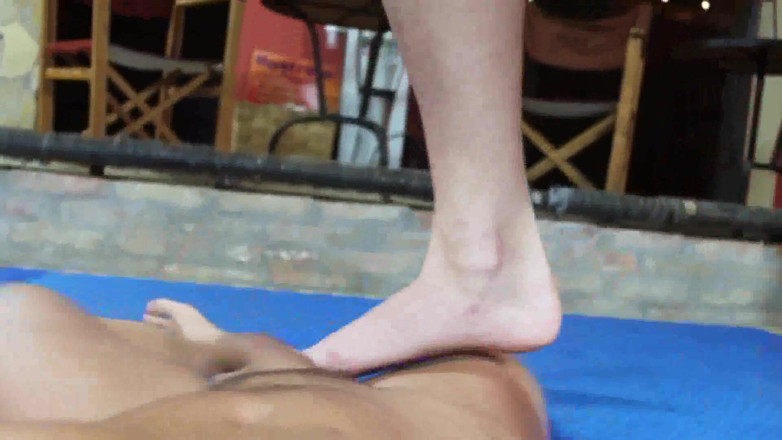 Femdom Sex: The eggs of the slave massively punched before blowjob