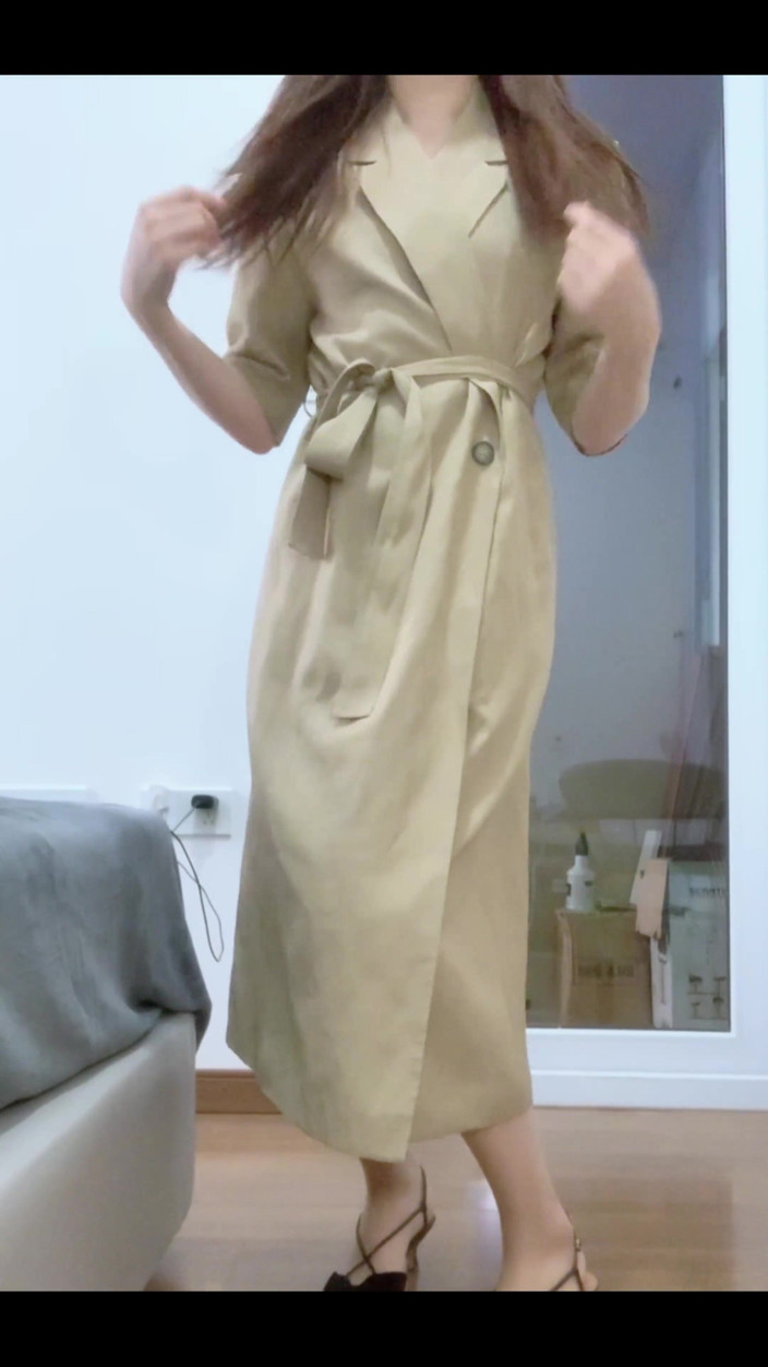 sisfetish: Fuck your pussy over silk stockings