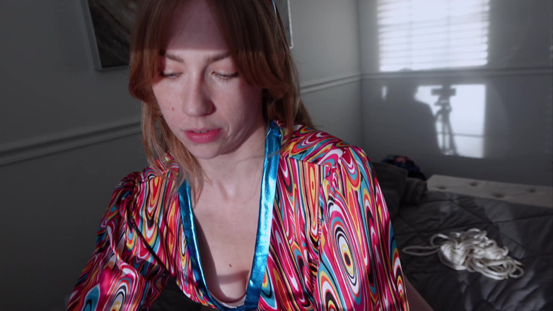 Kink in Time: Stella Elle's Groovy '60s Jerk off Instruction 4K POV Seduction Awaits!