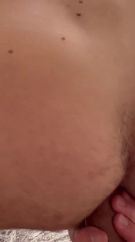 Joder con sexy puta británica y su enorme polla sin cortar