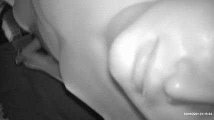 Lymph Guy: Tombul engelli adamın ateşli ve terli gece oyunu