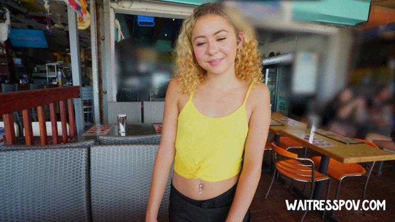 Waitress POV: Garson bakış açısı - allie addison - aldatan, aldatan, yarak yiyen