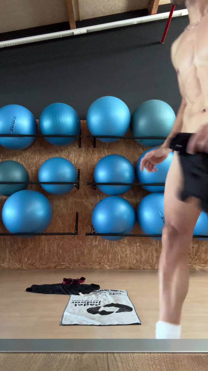 Paul Williams: V posilovně se úplně svlékám