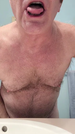 मुझे अपने बेटों के लिए वीर्य निकालना पसंद है