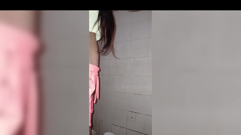 HomemadeTeenhot18: Vídeo de Teens18+ no Banheiro