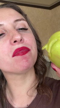 Swallow Bite Seduction POV