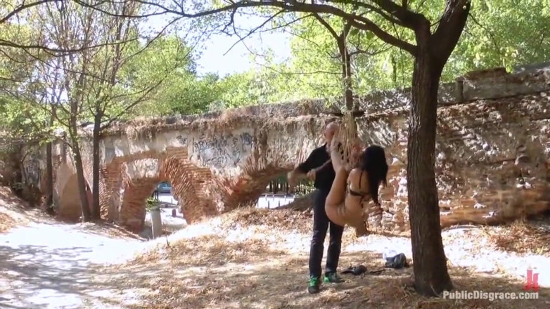 Public Disgrace by Kink: Mi Amore! Pd vai para Madrid