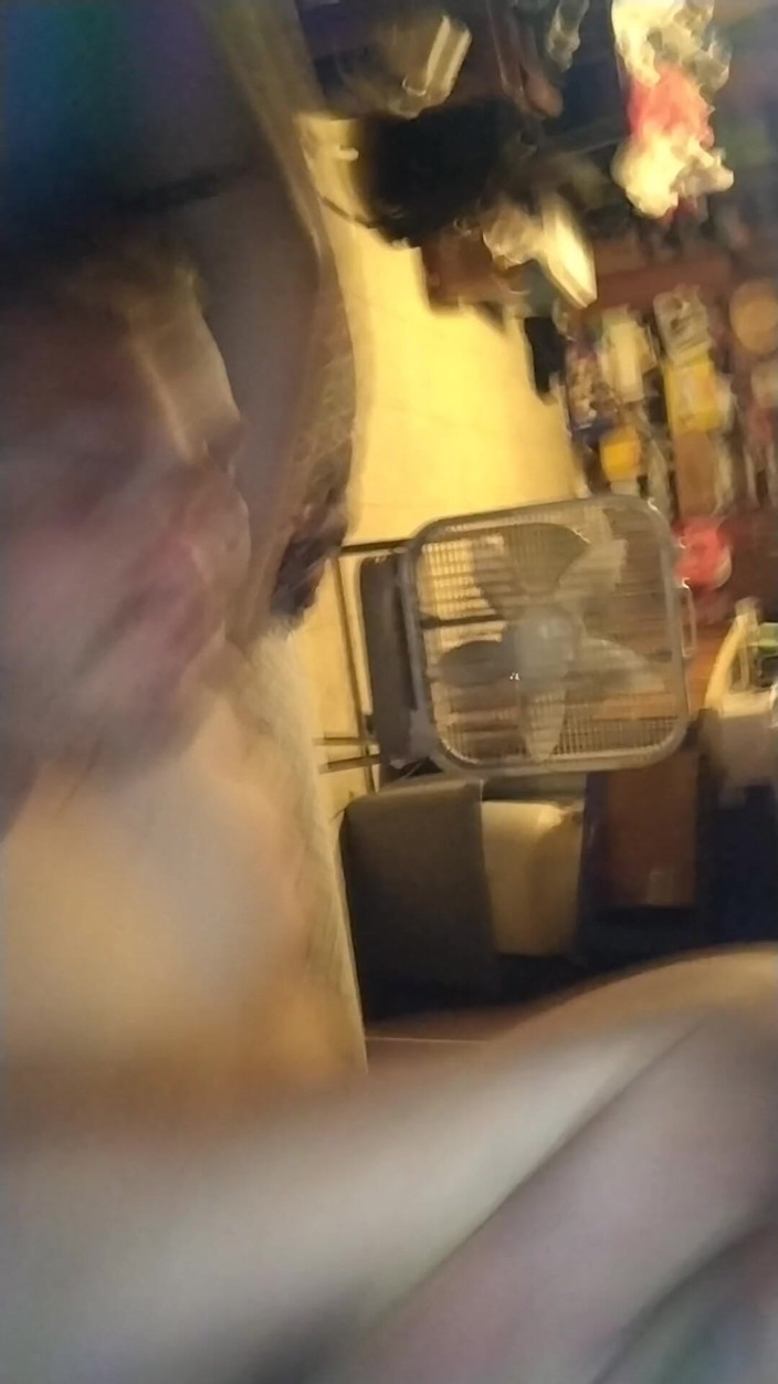 LilTaste: Couple T4T ; J’adore baiser la bite de ma copine