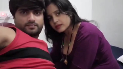 Komalaman: Une bhabhi se fait baiser avec audio en hindi