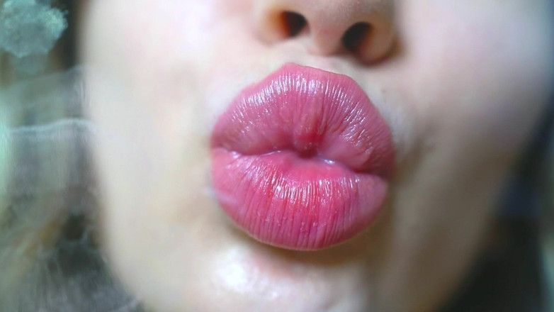 Rarible Diamond: Nude Juicy Kiss