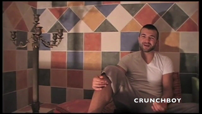 Crunch Boy: Schöner unschuldiger twink von arabischem top-xxl-schwanz gefickt