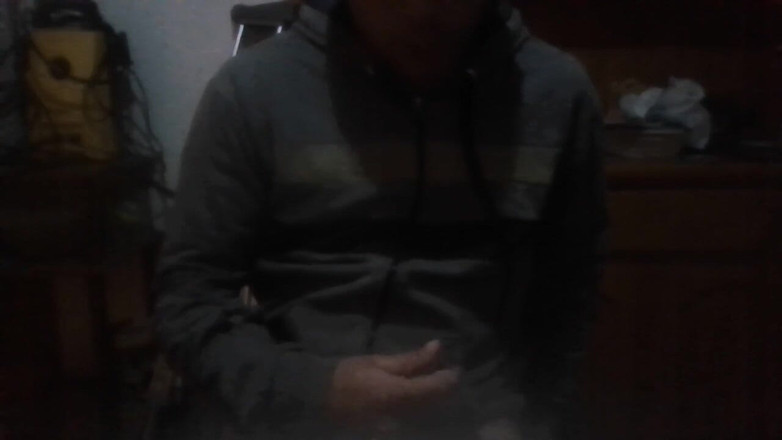 PablitaGatita: Sexy kerel! Hete jongen neemt al zijn melk eruit!