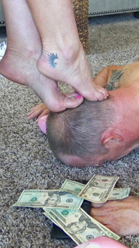 Pledge Loyalty to My Goddess Feet! Custom Clip