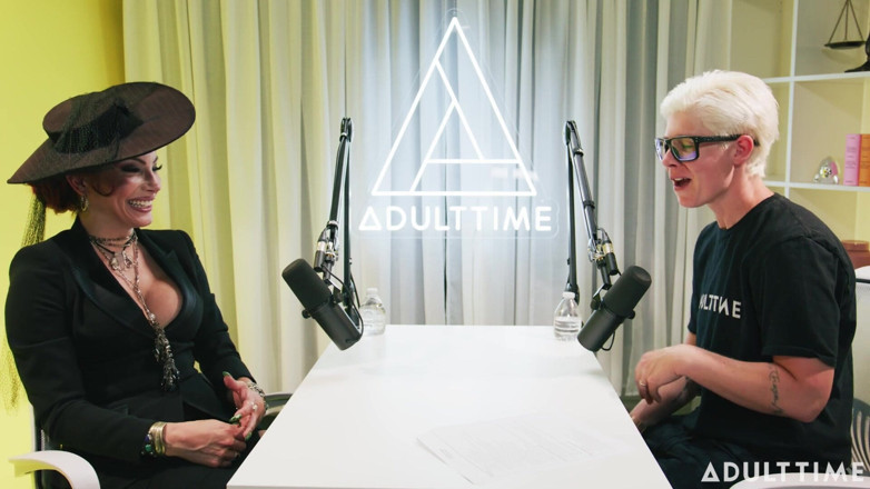 Adult Time Podcast: Ariel Demure, 올 트랜스 Org*es 및 성별 불안 | 성인 시간 팟 캐스트