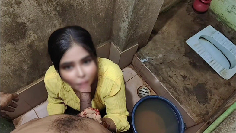 Ajmirsxx: Pasangan berkahwin sebenar sesi bilik mandi berwap dan keintiman mandi...