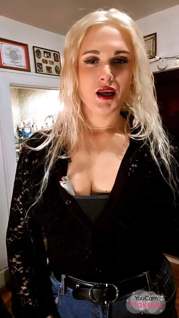 Darkfetish2k: Ibu merokok sebelum berkongkek