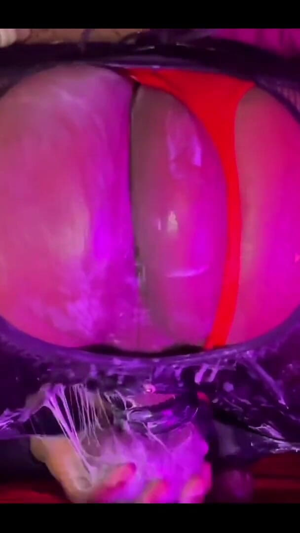 Why Yo Butt so Big? (Dipso deep)
