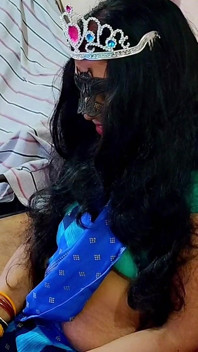 Dona de casa indiana no aniversário