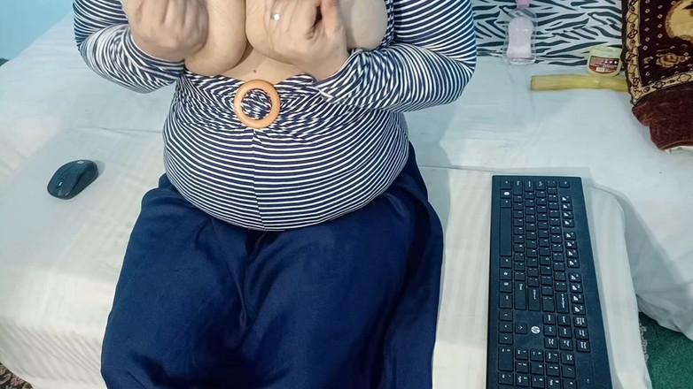 Netu: 3 Custumers स्ट्रिपचैट पर 3 शो आपके लिए रिकॉर्ड किए गए