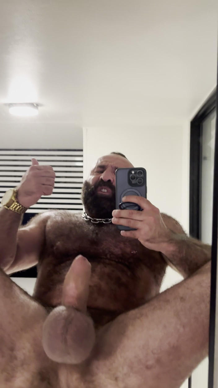 Tyler Rex: Verbal Muscle Bear Jerks His Big Cock with Cock Ring &amp;...