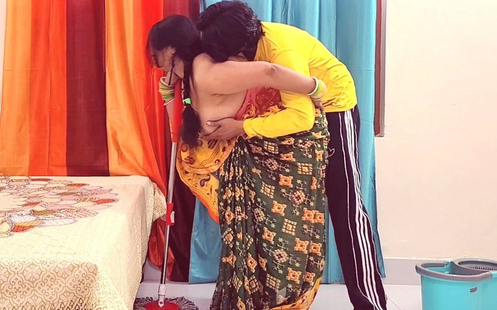 Topxxxcouple: Büyük götlü ateşli hizmetçimi dölleme sahnesiyle siktim