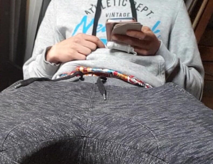 ShyBoy: Cowok jerman dengan kontol besar kepergok lagi masturbasi sampai aku...