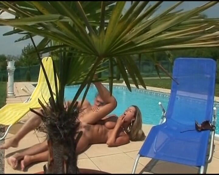 German Homemade: Perfect German Doll Fucked Hard by the Pool