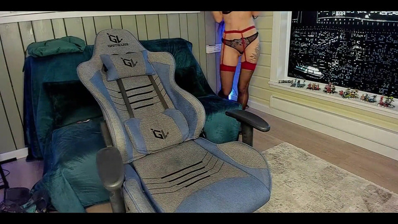 Sandy and Chris: Zkouším novou hračku - Nezbedné hodiny pro zábavu a potěšení. Sexy...