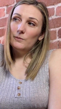 Udělám anál, pokud tě budu moci peg first - Clara Dee POV pegging virtuální sex