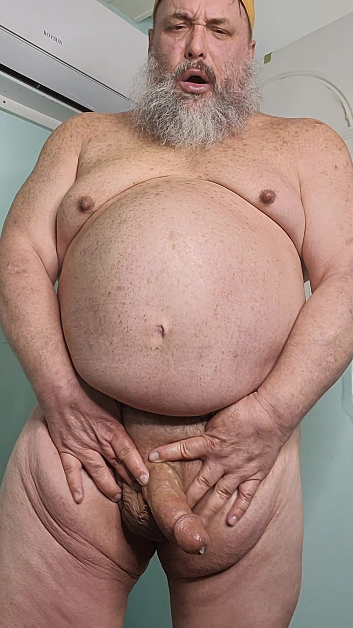 GeneWadexxx: Pria gemuk ngocok kontol besarnya