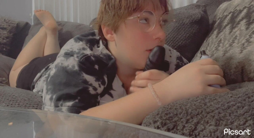 Mushroombitchx: Netflix &amp; Chill; fumando