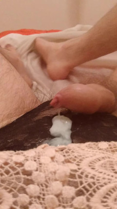 Cindy Belfast: Il piccolo clitoride squirta