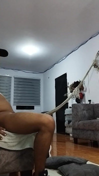 Je Baise Sa Bouche En Regardant Du Porno