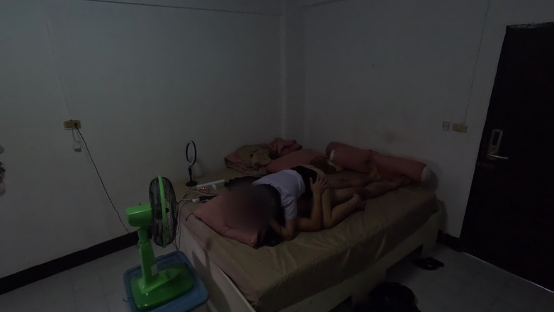 FuxxxYouu: Good Camera in the Bedroom