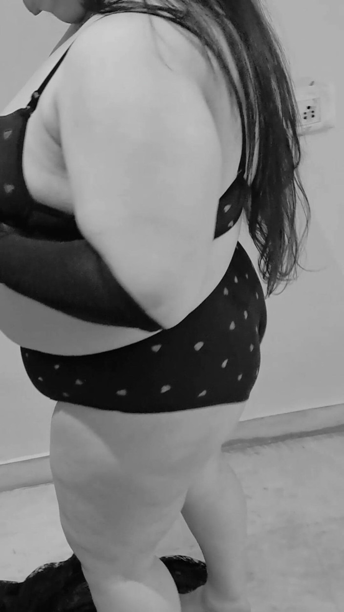 Imrankiswati: Swati bhabhi доїння з хінді правдива історія