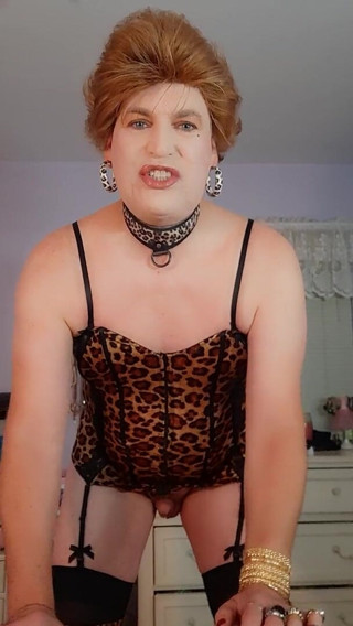 Victoria Lecherri: Voglio fare il 69 con te!