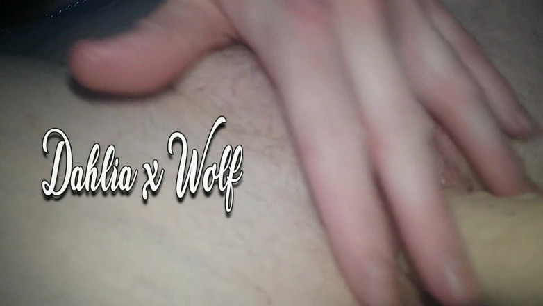 Dahlia Wolf: Âm vật lớn banh âm hộ