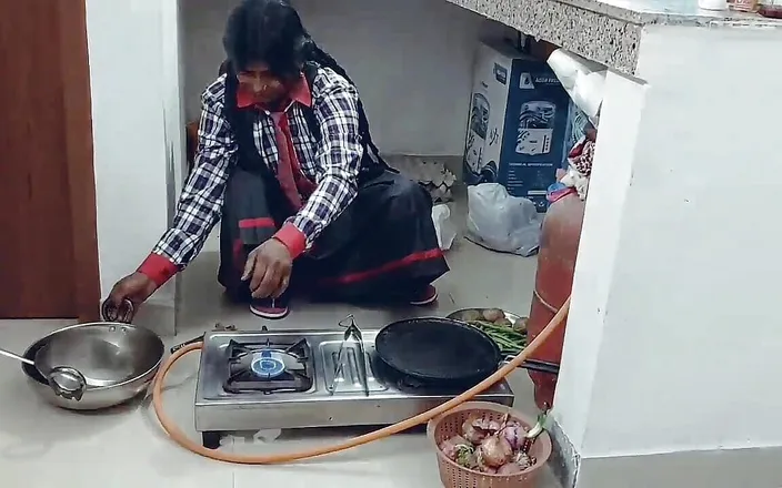 Hotty Jiya Sharmaa: Sexy Step Sister and Virgin Young 18+ Boy Play a Sex...