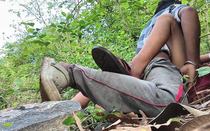 Poonambhabhi village: Het Bibi Jangl inför video.