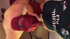 GLORYHOLEGAYS: Vampiros do prepúcio Wei sugam monstro xxl até mega erupção...