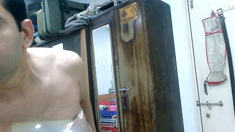 Cute & Nude Crossdresser: Сексуальна сіссі кроссдресссер фембоя, солодкий льодяник у гарячій чорній кралі.