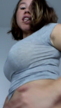 Adora mi gran culo y mielas desnudas