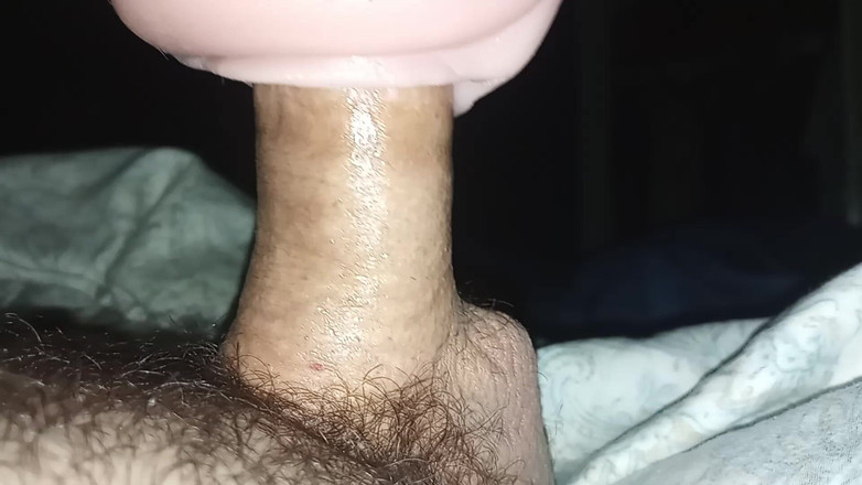 Midsouth Foot Fetish: 当女朋友在工作时被狠操醒来