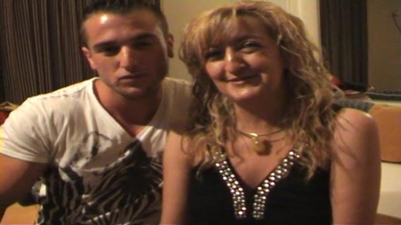 Brunoy Maria: Maria se fute cu fratele ei vitreg Julito. BrunoyMaria