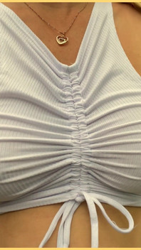 Tette Senza Reggiseno Perfette in Pubblico