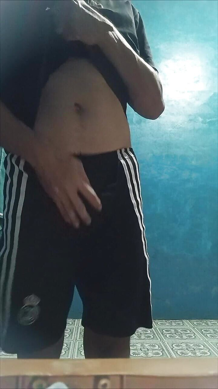 AdmHell: बड़ा लंड वाला आदमी नग्न