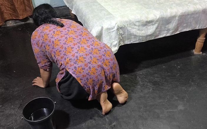 SAFI TV: My Step Aunty Is Cleaning the House and I Hugged...