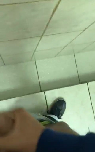 Hardnoisex: Už jsem to nevydržel a běžel jsem do koupelny a...