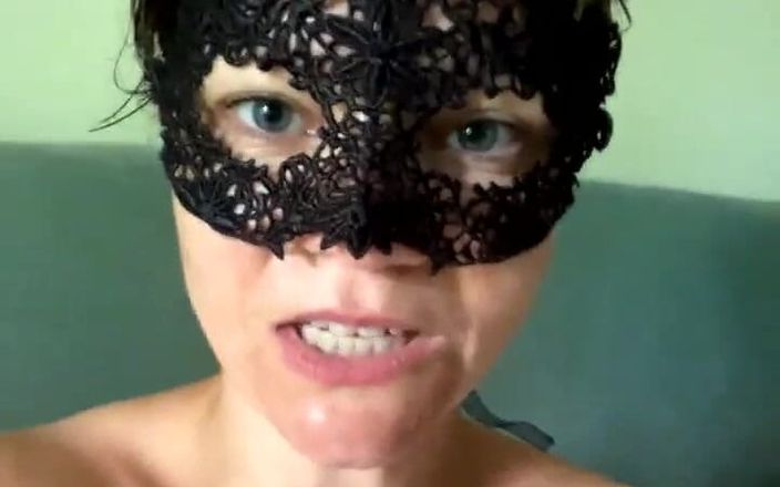 Queen-Lucy: Kleiner Live-Stream hallo für dich Xx
